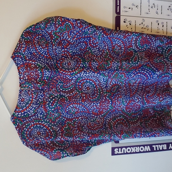 Patterned Dot Colorful Top - Picture 5 of 7